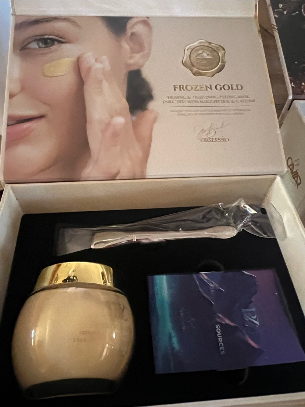 Frozen Gold Radiance Cream - Gold